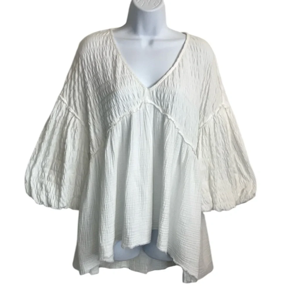 FP We The Free Flower Power White V-Neck Textured Gauze Raw Hem Top size S EUC - Picture 2 of 15